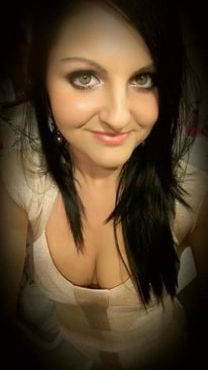 Saskia24 uit Friesland,Nederland